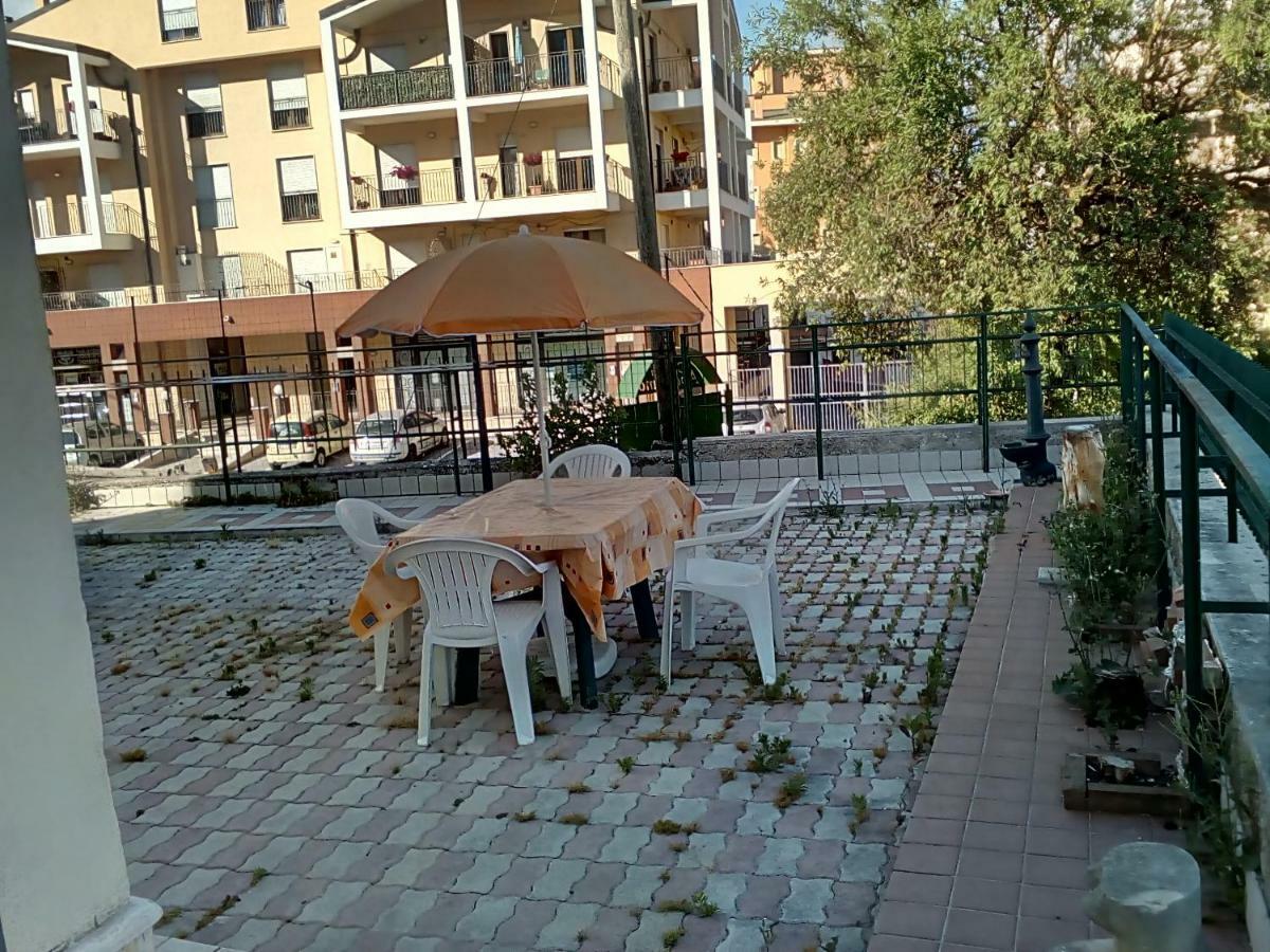 A Casa di Enrico Appartamento Avezzano Esterno foto